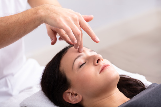 Reiki Handauflegen zur Entspannung